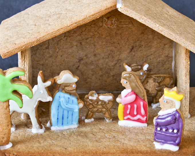 photo Gingerbread Man Nativity Scene gingerbread nativity scene