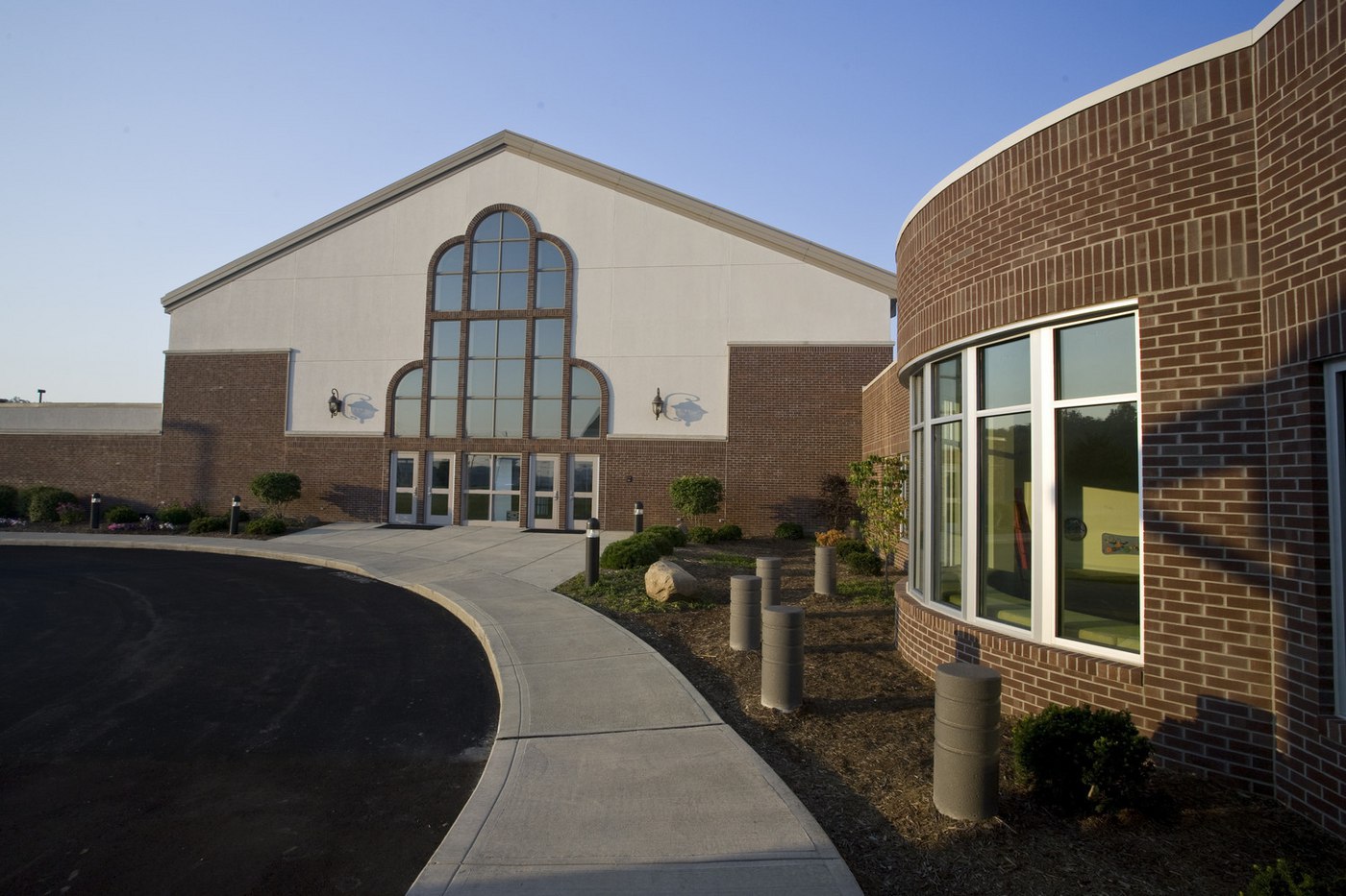 pic Hamilton Hills Church Fishers hamilton hills church holds prayer