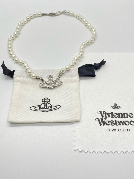 pic How To Clean Vivienne Westwood Necklace remove tarnish on a silver necklace