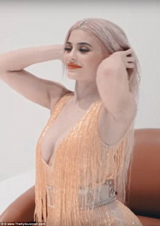 wallpapers Kylie Jenner Birthday Cake Calendar calendar got her birthday wrong
