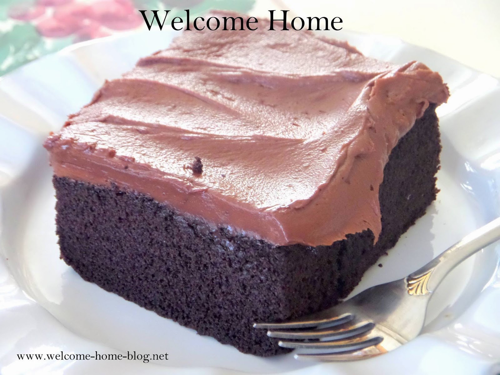 pic Paula Deen Dark Chocolate Cake earthquake cake