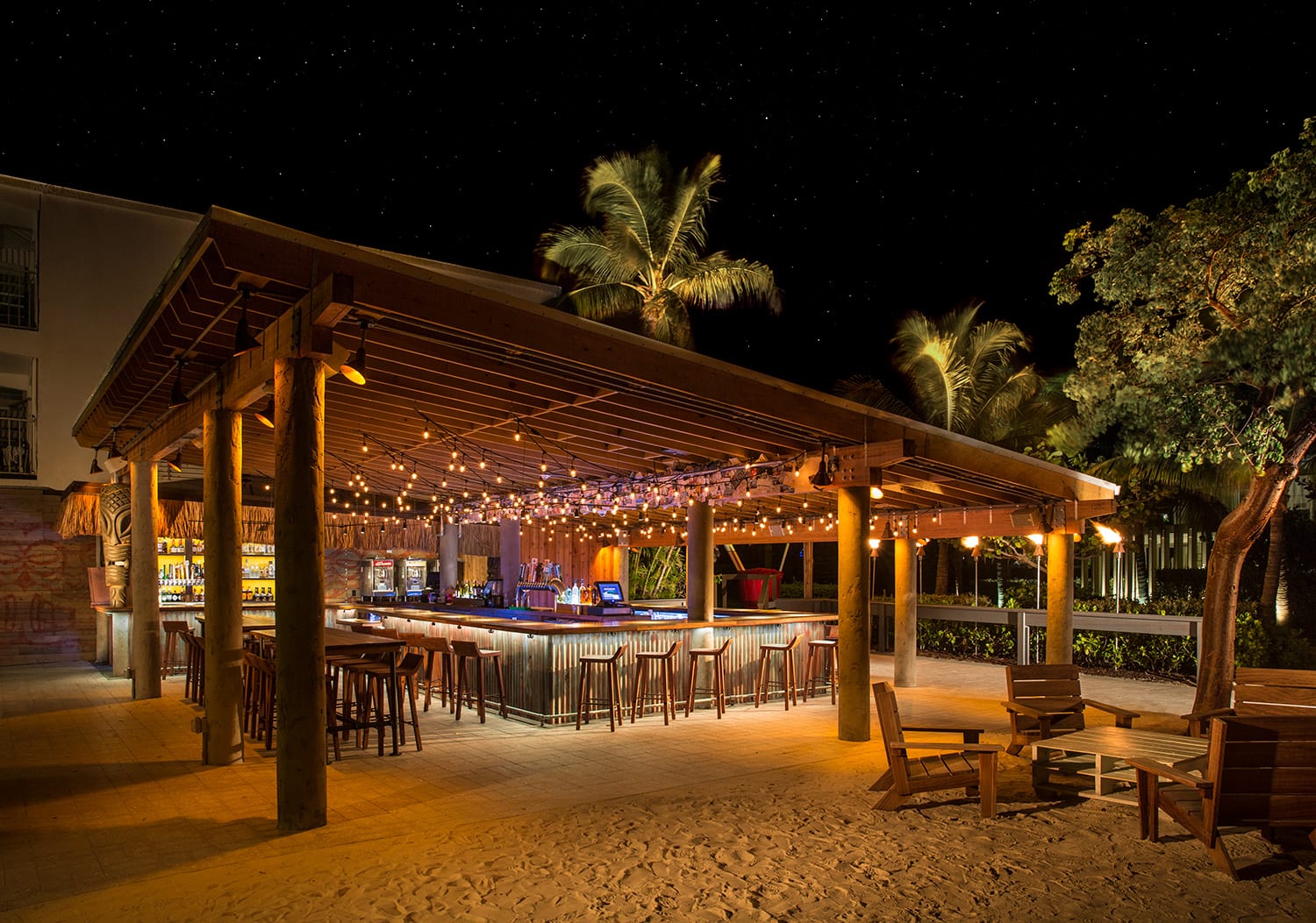 photo The Tiki Bar Islamorada holiday isle tiki bar at postcard inn