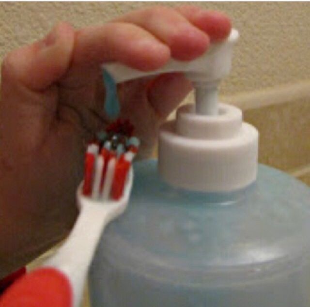 photo Toothpaste Pump Dispenser ilifetech hands free toothpaste dispenser automatic toothpaste squeezer and holder set 5 brush holder white